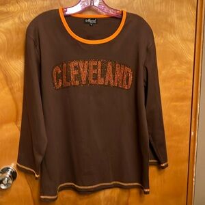 CLEVELAND BROWN SHIRT. SIZE LARGE. GLITTER LETTERS. NWOT
